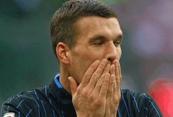 Người đại diện cho Lukas Podolski: Không thể tin là Wenger thật lòng