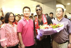Asamoah Gyan ký HĐ 2 năm với đội bóng Trung Quốc