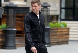 Gerrard cũng phát cuồng với “vòng 3” của cô Kim