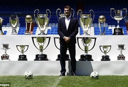 Iker Casillas cùng bộ danh hiệu với Real