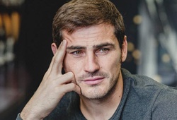 Iker Casillas: Lệ rơi nảy nhiều rắc rối