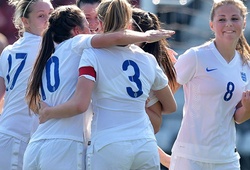 Tuyển thủ nữ U19 Anh lập siêu phẩm từ giữa sân