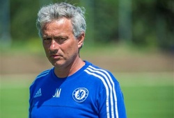 Mourinho muốn mua thêm hậu vệ