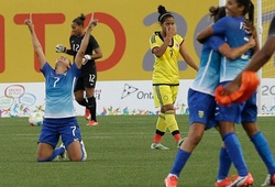 Vừa vào sân, tuyển thủ nữ Brazil lập siêu phẩm trên chấm phạt góc