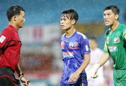 “Ngoan là… không có quà?”