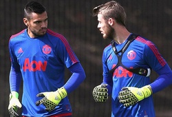 Van Gaal loại bỏ De Gea
