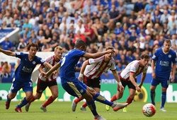 Leicester City 4-2 Sunderland: Làm thịt mèo đen