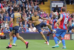 Crystal Palace 1-2 Arsenal: Ba điểm may mắn