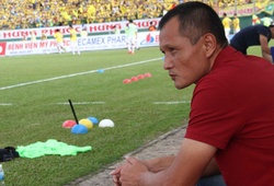 HLV Ngô Quang Trường: “Bóng đá chuyên nghiệp khác xưa rồi”