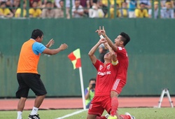 B.Bình Dương 5-2 FLC Thanh Hóa: Sờ tay vào Cúp