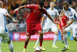 Tây Ban Nha 2-0 Slovakia: Đòi lại cả vốn lẫn lãi