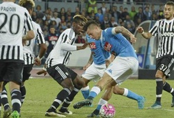 Napoli 2-1 Juventus: Lão bà ướt áo