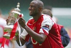 Xem lại loạt sút penalty cân não giữa Arsenal và Man Utd trong trận CK FA Cup 2005