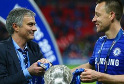 Các học trò vẫn bênh vực Mourinho dù Chelsea thua tan nát