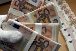 1 tỷ euro trong 15 năm, Barca tiêu tiền như… phá