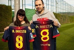 Iniesta bán áo đấu ủng hộ dân tị nạn