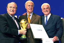 Tham nhũng ở FIFA: “Bàn tay sạch” hay cuộc chiến “bẩn”?