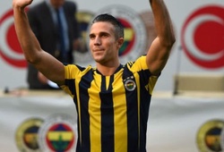 Van Persie lập siêu phẩm sút phạt giúp Fenerbahce giành trọn 3 điểm