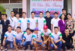 Đội Bóng đá Nghệ sĩ Charity FC TP HCM: Thăm và tặng quà Trung tâm Bảo trợ xã hội Vĩnh Long