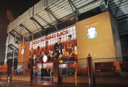 Anfield bị nghi ngờ khủng bố, thầy trò Jurgen Klopp vẫn ra sân bình thường