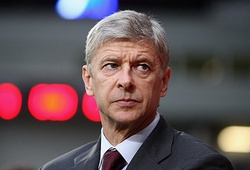 HLV Arsene Wenger bảo vệ phương pháp huấn luyện của Arsenal