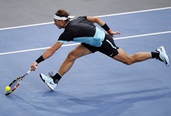 Rafa Nadal dừng chân ở tứ kết Paris Masters: Có một Rafa yếu đuối
