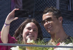 Fan xếp hàng dài cùng Ronaldo phá kỷ lục
