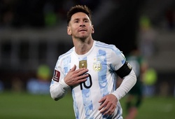 Messi lập hat-trick giữa vòng vây của 5 cầu thủ Bolivia