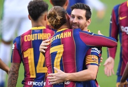 Messi hào phóng nhường sút phạt đền cho Griezmann