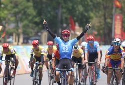 Nguyễn Văn Bình thắng chặng dài nhất cuộc đua xe đạp HTV Cup 2023