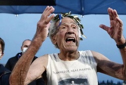 Cụ ông 90 tuổi chạy marathon hết 8 giờ tiết lộ loại thực phẩm giúp kéo dài tuổi thọ