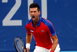 Kết quả tennis Olympic mới nhất: Djokovic gần hơn tới Golden Slam, Osaka thắng nhờ giao bóng