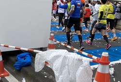 Chuyện xả rác ở một trong 6 giải marathon lớn nhất hành tinh