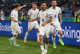 Insigne lọt vào mắt xanh gã khổng lồ nhờ thăng hoa ở Euro 2021