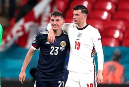 HLV trưởng Scotland: Đừng lãng phí công sức của Billy Gilmour