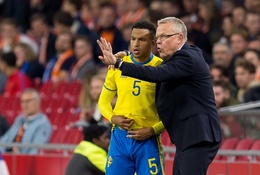 Thụy Điển muốn nghỉ nhiều phải giữ ngôi nhất bảng