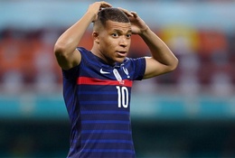 HLV Deschamps và thủ quân Lloris bênh vực Mbappe sau thất bại của tuyển Pháp