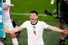 Declan Rice: Anh làm nên lịch sử ngay lúc bị rất nhiều người xem thường