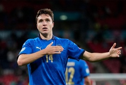 Chiesa nghẹn ngào, HLV Mancini thận trọng sau khi Italia vào chung kết