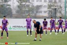 HLV Park Hang Seo kiểm tra sự gắn kết của các tuyển thủ Việt Nam