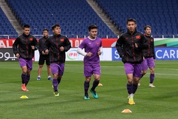 Tuyển Việt Nam làm quen sân Saitama, sân đấu may mắn của Nhật Bản