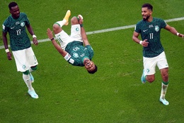 Saudi Arabia ngược dòng thắng Argentina nhờ 5 phút “điên rồ”