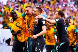 Australia kết thúc 12 năm không thắng tại World Cup 