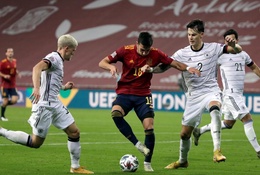 Soi kèo Tây Ban Nha vs Đức: Xe tăng đứt xích