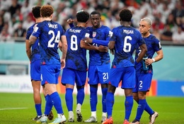 Chỉ ghi 2 bàn ở vòng bảng, Mỹ vẫn giành quyền đi tiếp