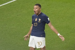 Mbappe đạt kỳ tích ghi bàn cho Pháp ở World Cup trước tuổi 24