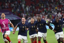 Tổng thống Pháp dự đoán gần như đúng hoàn toàn về trận thắng Ba Lan