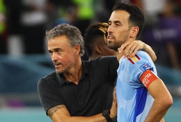 Tây Ban Nha dừng bước tại vòng 1/8 World Cup, HLV Luis Enrique đứng trước nguy cơ mất việc