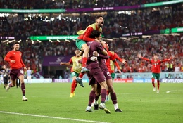 Ma-rốc vào bán kết World Cup với thành tích phòng ngự phi thường