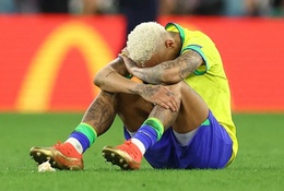 Chấn thương, kỷ lục và nước mắt: Bi kịch của Neymar ở một kỳ World Cup khác